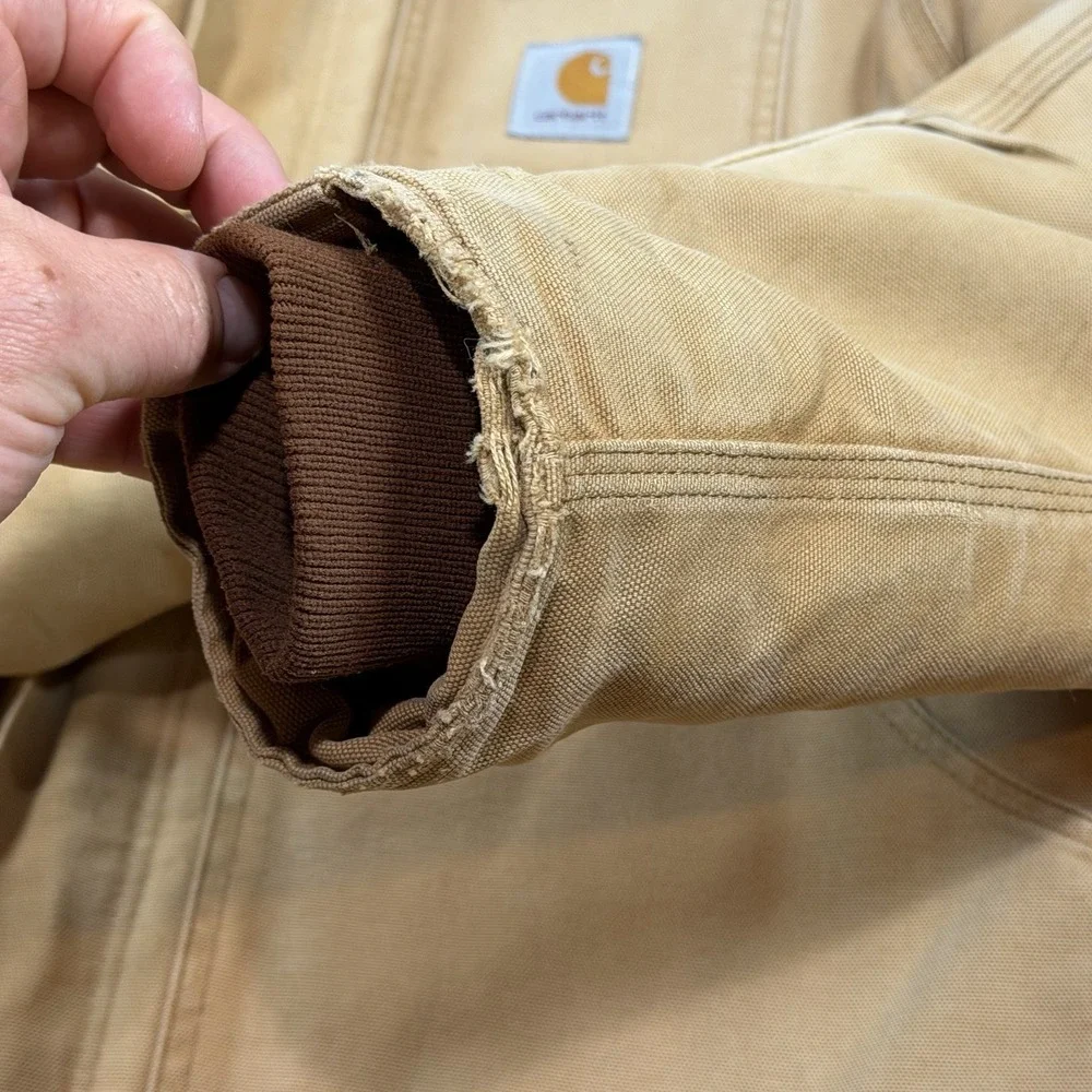 Vintage Carhartt‎ Duck Chore Coat Jacket Brown Quilted Lined USA Mens M / L